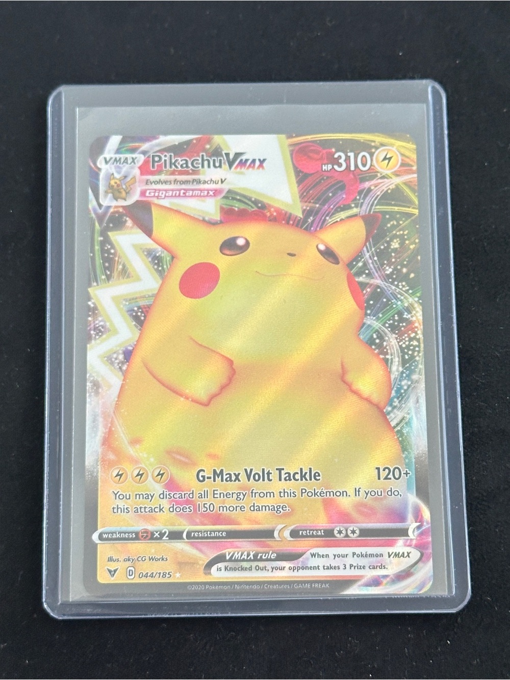 Pikachu Vmax 044/185 Pikachu Pokemon TCG Card